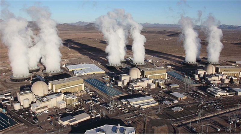 사진 1) 미국 애리조나주에 있는 Palo Verde 원전(1986년부터 가동). 한울 3·4호기 등 한국표준형원전과 유사한 CE형 타입이다. 사진 출처=위키피디아