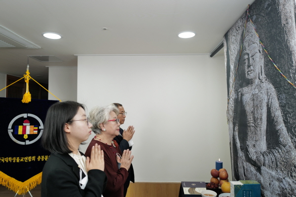 한국대학생불교연합회(대불련)와 대불련총동문회, 사단법인 대불이 ‘대학전법센터’ 건립 불사를 위한 고불 및 입재식을 지난 12월 27일 봉행했다.